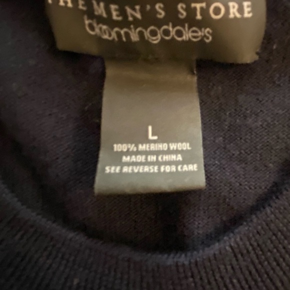 Bloomingdale’s men’s Merino Wool sweater new large lightweight thin blue gray - Picture 4 of 11